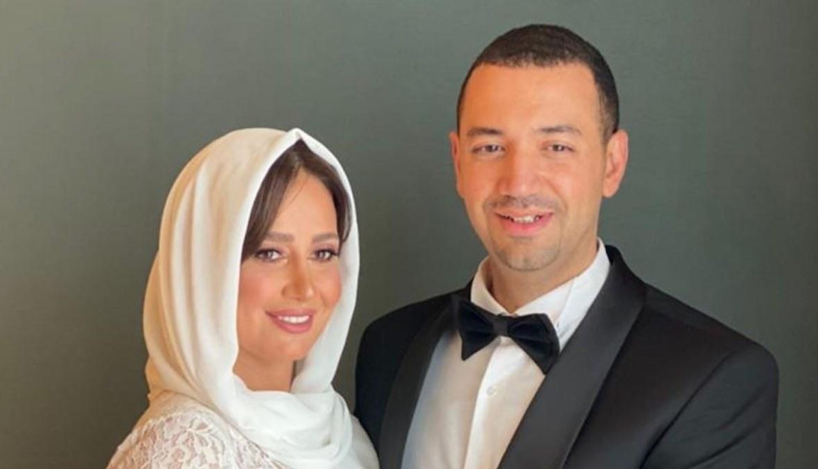 حلا شيحة تظهر بالحجاب مع معز مسعود في معرض والدها "روح مصرية"
