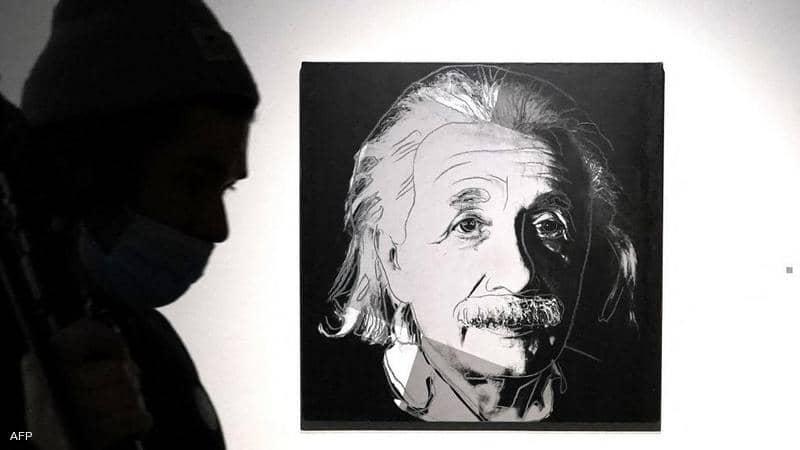 مزاد على أثمن مخطوطة لآينشتاين.. وثيقة أسست للنسبية العامة