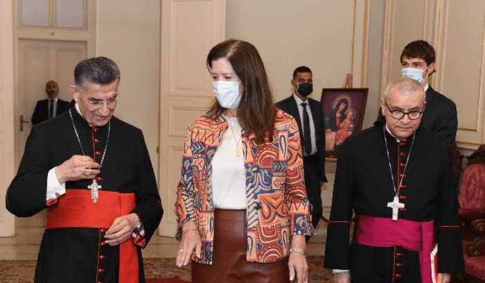 الراعي مستقبلا شيا: لبنان بحاجة للعودة الى هويته