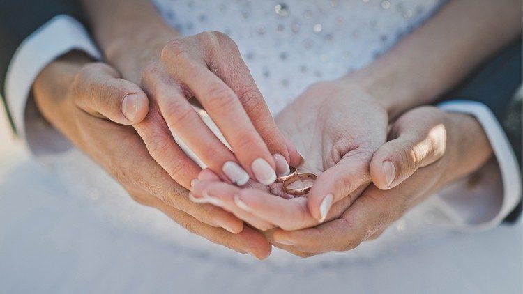 البابا فرنسيس يؤسس لجنة حبرية للمساعدة على تطبيق إصلاح دعاوى بطلان الزواج في إيطاليا