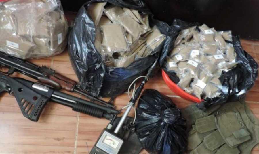 دهم منازل تجار مخدرات في الهرمل.."السفينة" و"الجرثومة" في قبضة الجيش