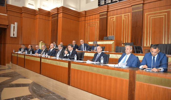 "المال "و"الادارة " تتابعان الكابيتال كونترول الفرزلي: النقاش بين ممثل الحكومة وصندوق النقد والبنك الدولي لم يستكمل