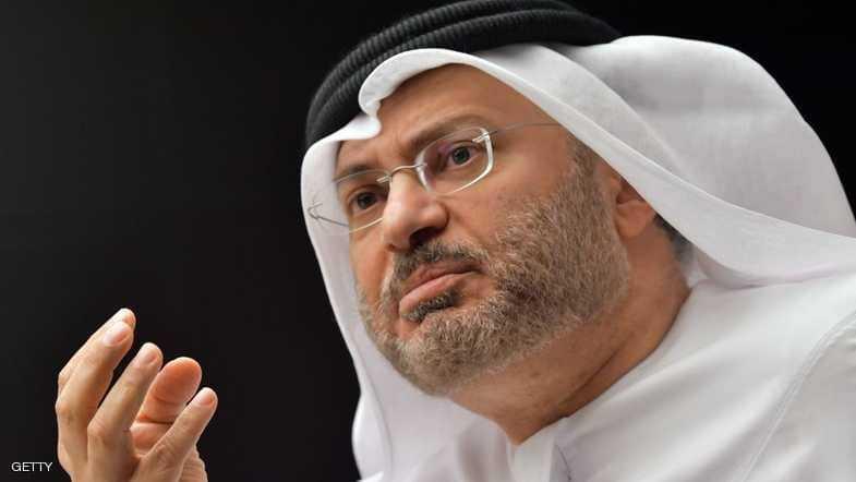 قرقاش يطمئن: لن نمنع اللبنانيين من السفر إلى الإمارات