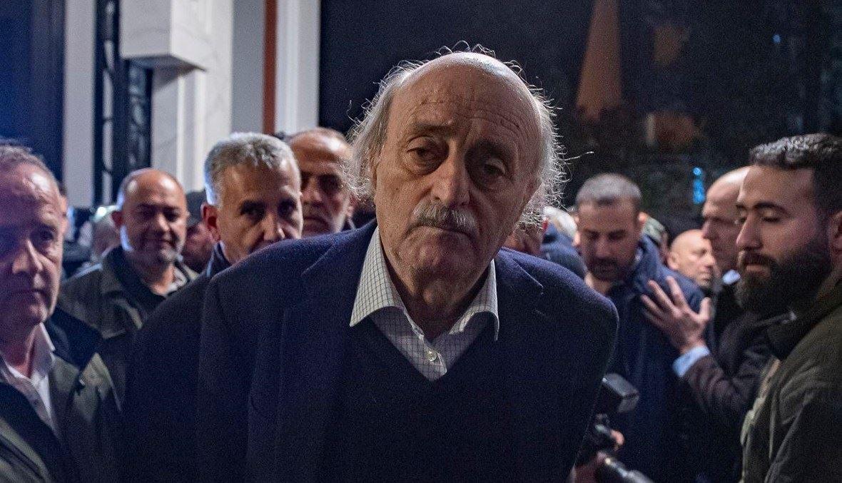 جنبلاط ينشر صورة لعشاء جمعه بالسفيرة الأميركية