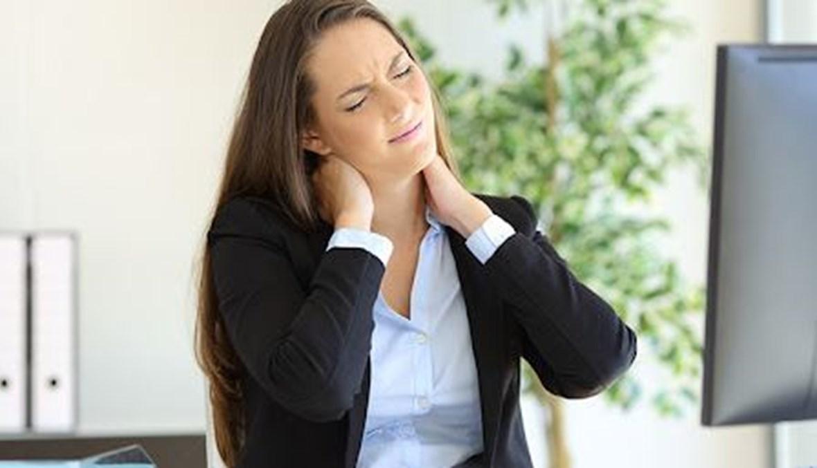 Tech neck مرض العصر... كيف نحمي أنفسنا؟