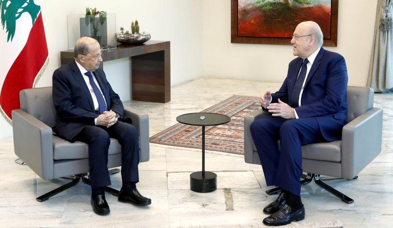 ميقاتي يتهيأ للمزيد من الضغوط وعون يلوّح بوقف التوقيع على قرارات اللجان الوزارية