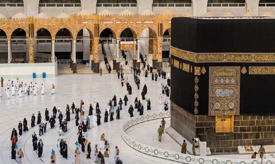 شروط دخول السعودية لأداء مناسك العمرة