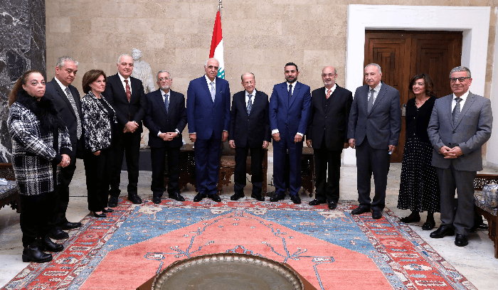 عون استقبل مجلس نقابة المحررين وحجازي: مع الدعوة الى عقد جلسة للحكومة ولو تمت مقاطعتها .. ولم نمد يدنا الى المال العام