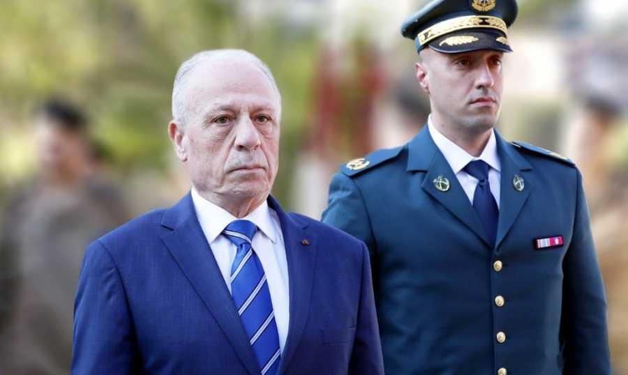 وزير الدفاع للعسكريين: تضحياتكم لن تذهب سدى والوطن هو الناس وهم مسؤولون عنه