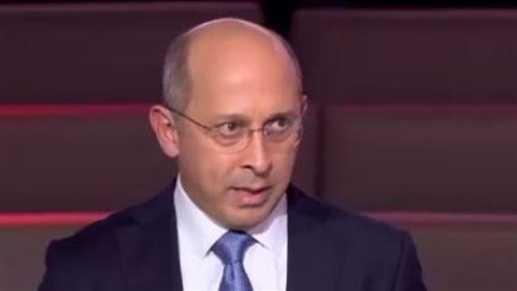  النائب ألان عون: الـ"كابيتال كونترول" قيد المتابعة... ورئيس الجمهورية لم يرفض عقد الدورة الاستثنائية