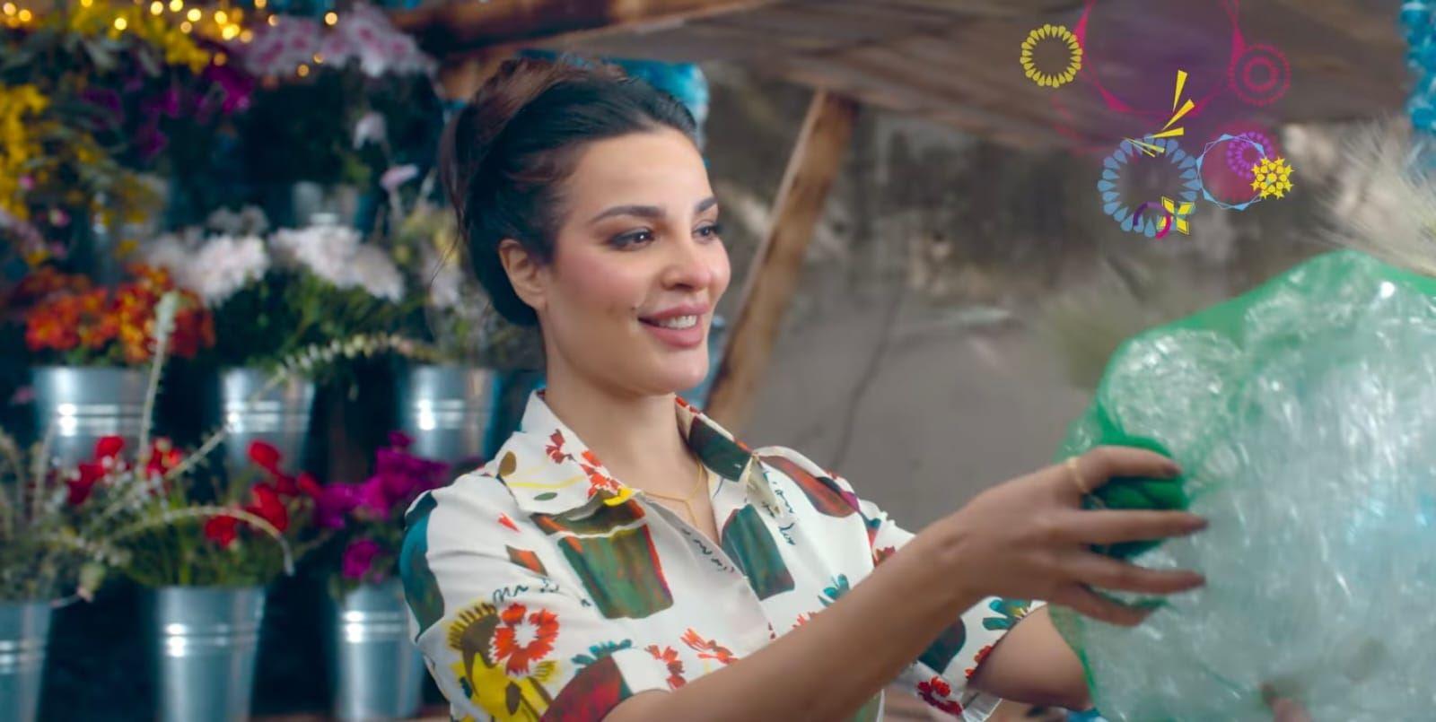 نادين نسيب نجيم تُعوّض غيابها الرمضاني مع "زين"... ندوب انفجار المرفأ حاضرة