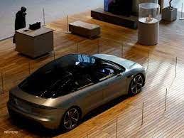 تسلا تقدم للعالم حلا للمستقبل.. "روبوتاكسي"