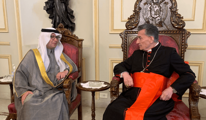 السفير السعودي من دار الفتوى الى بكركي...نتوسم خيرا للبنان "سيدة الجبل" يناشد الكنيسة انقاذ الوطن من الاحتلال الايراني وجعجع يحاكي "الشيعة" الرغيف في ايامه الاخيرة والكابيتال كونترول في اللجان الاربعاء