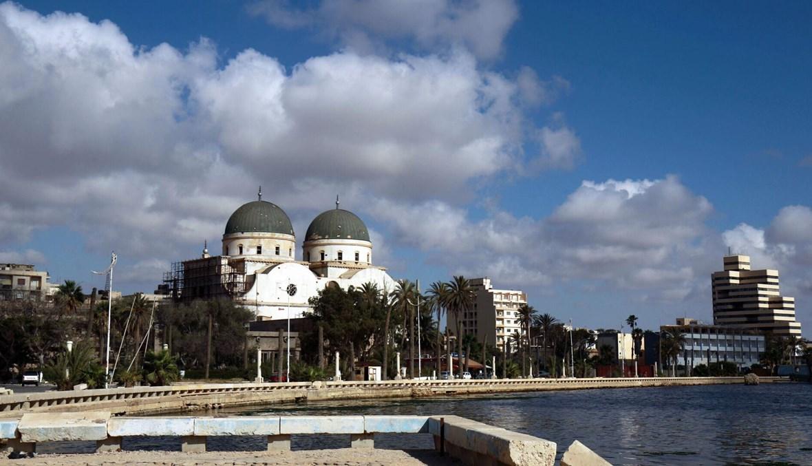 النهار العربي اليوم: "إشهار إسلام" قبطيات ومسجد الإمام مالك... وسط آسيا يغلي