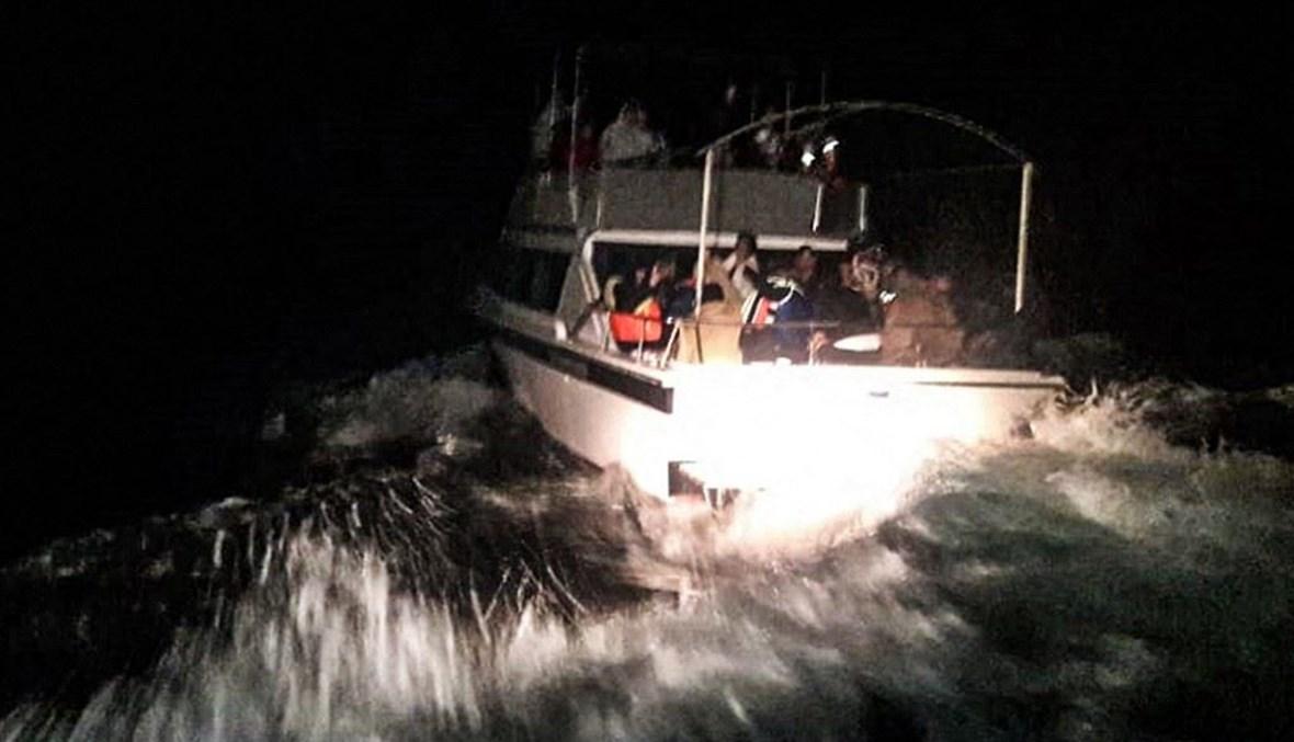 بعد حادثة "زورق الموت"... توقيف خلية حاولت تهريب 85 شخصاً عبر البحر في طرابلس