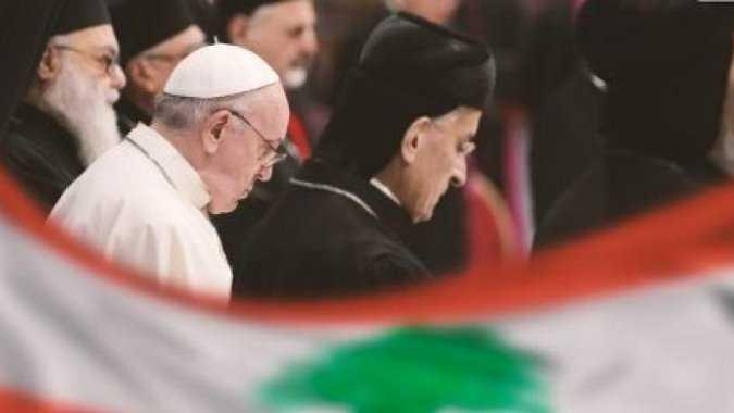 لبنان كان يتجه نحو الأسوأ... لولا البابا!