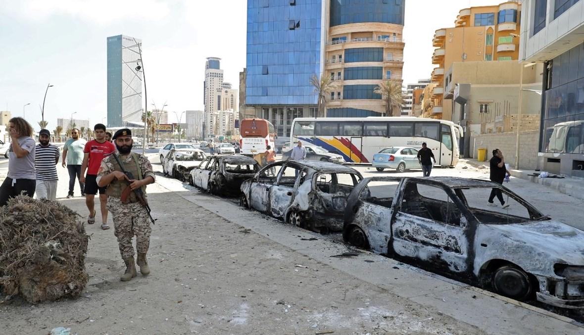 ليبيا ساحة ساخنة مجدّداً: حكومتان تتنافسان في غياب الانتخابات، وقتال عنيف بين جماعات متناحرة
