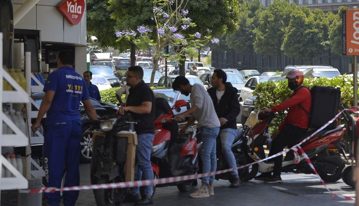 البراكس: تأخر المصارف عن تسليم الشركات المستوردة للنفط مستحقاتها بالدولار سيؤدي إلى التقنين في تسليم البنزين