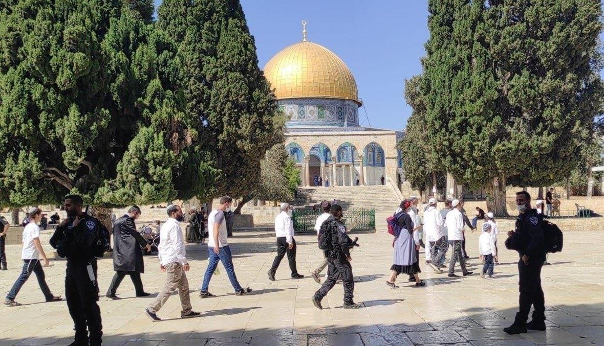 عشرات المستوطنين يدخلون المسجد الأقصى اليوم