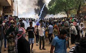 السودان.. قتيل وعشرات المصابين في احتجاجات جديدة