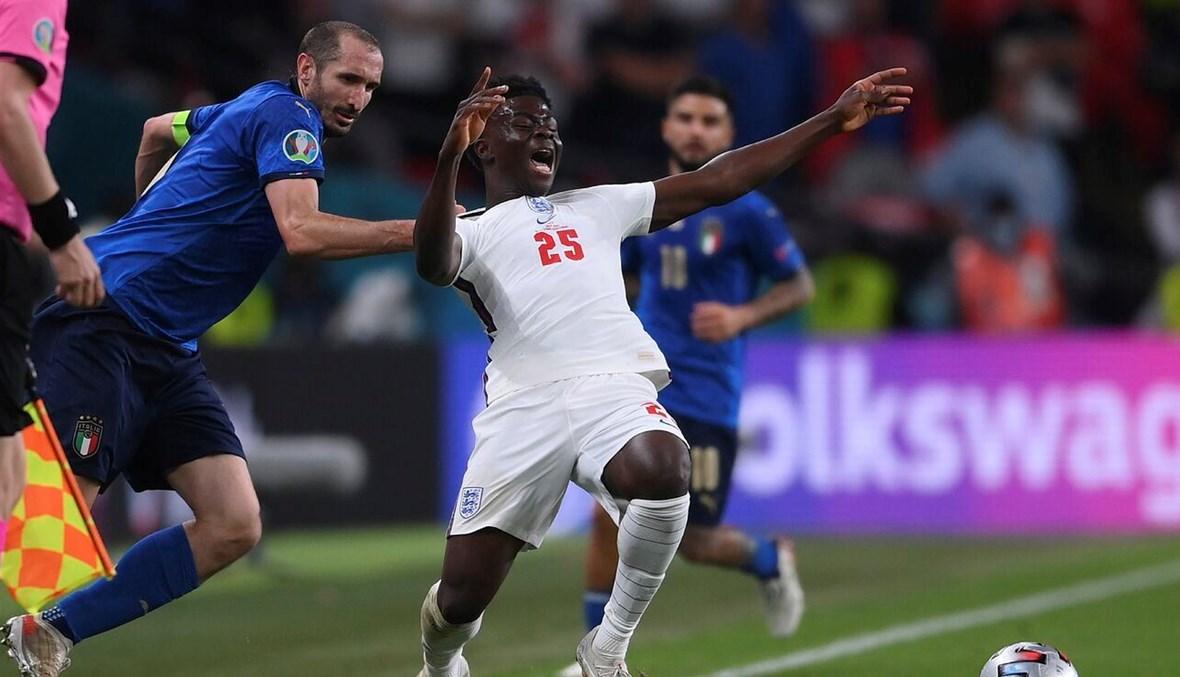 إنكلترا وإيطاليا وجهاً لوجه