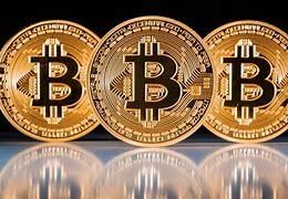 بتكوين تتلقى ضربة قوية تهوي بها دون 25 ألف دولار