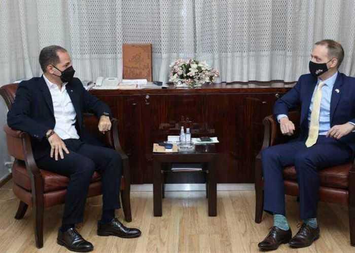 جولة أفق في الإستحقاقات المقبلة بين سامي الجميّل وكولارد
