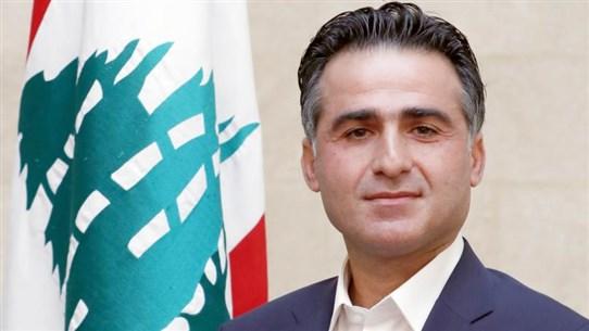  وزير الاشغال علي حميّة: مزايدة السوق الحرة في المطار هذا الأسبوع