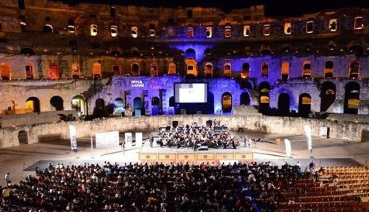 تونس... الموسيقى السيمفونية تنساب من جديد في القصر الأثري بمدينة الجم