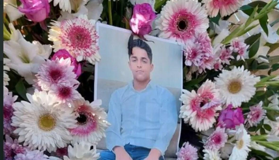 اعتقال وتعذيب... "طفل العمامة" الإيراني ينتحر