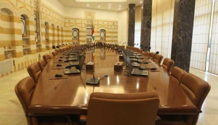 جلسة الحكومة الاثنين دستورية ام متعدية على الدستور...ماذا يقول الخبراء؟
