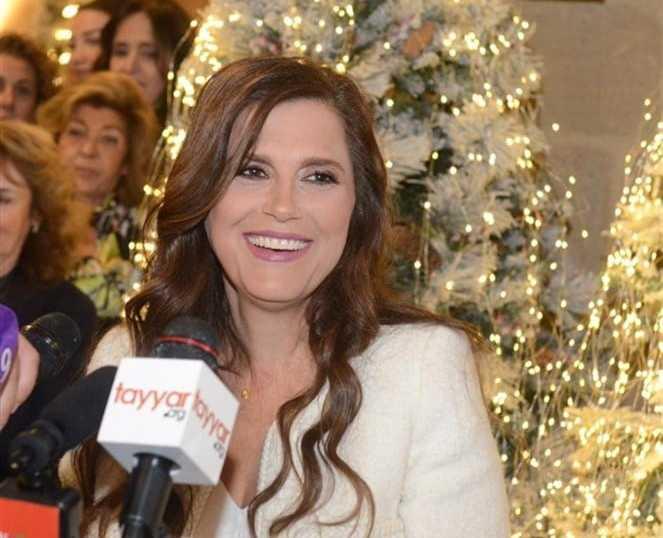 شانتال عون باسيل افتتحت معرض "بترونيات الميلاد"