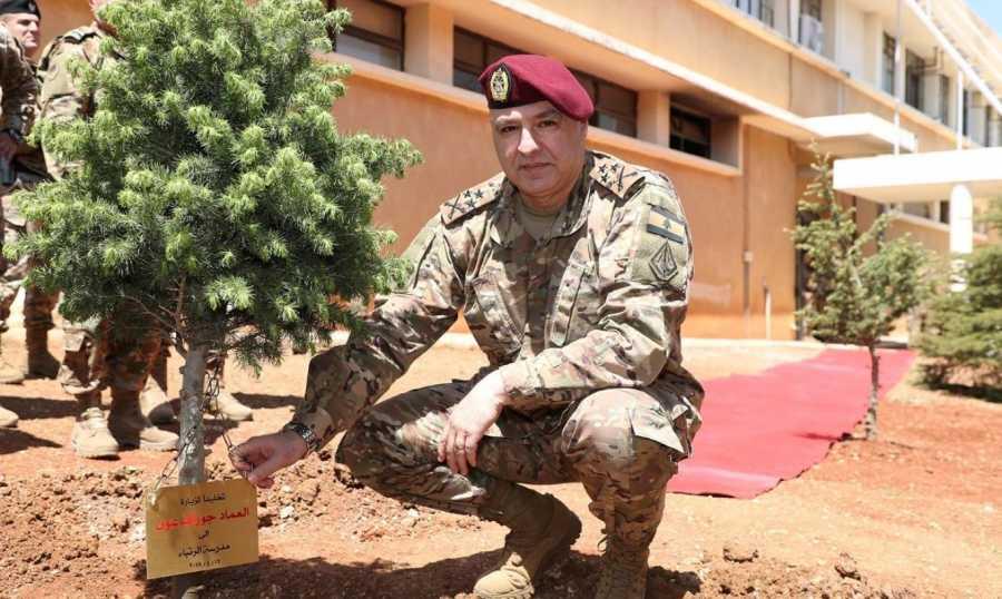هل يفجّر قائد الجيش آخر الجسور بين التيار والحزب؟