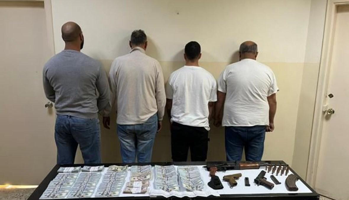 سرق مبلغ مليوني دولار وتوارى عن الأنظار لأشهر عدّة... توقيفه وصهره المخطّط