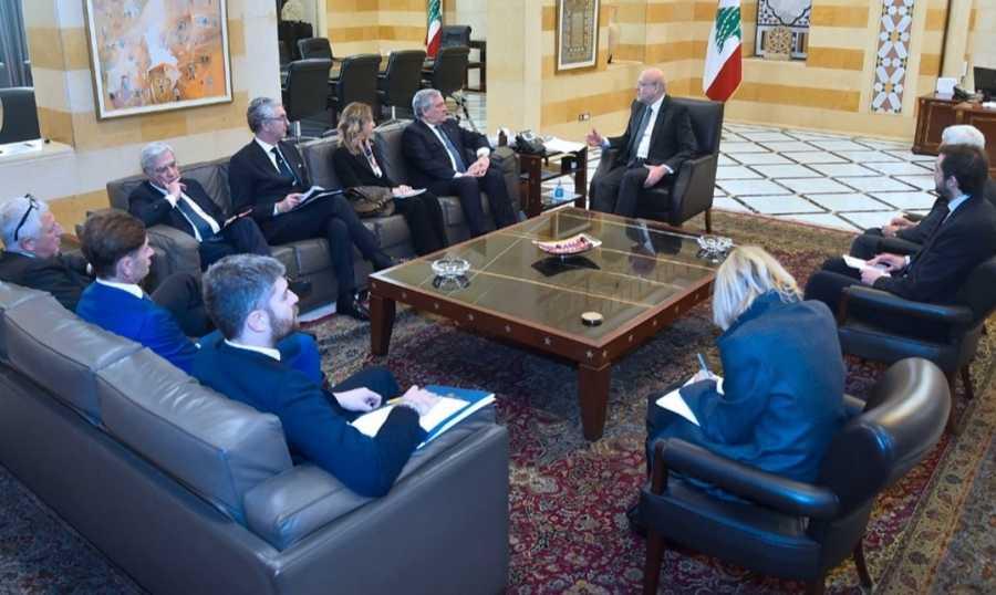 نائب رئيس حكومة إيطاليا التقى المسؤولين: الإسراع في انتخاب رئيس وتشكيل حكومة جديدة تتولى الإصلاح