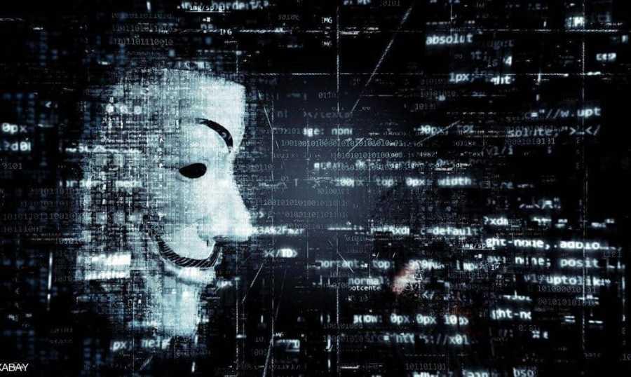 "هاكر" يستولي على أموال عملاء المصارف