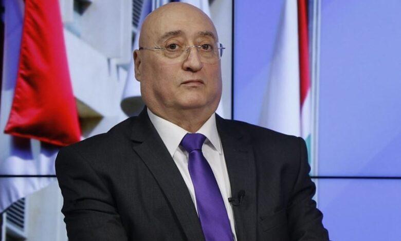 جوزيف أبو فاضل الى اللبنانيين: “أطردوهم ألعنوهم”!