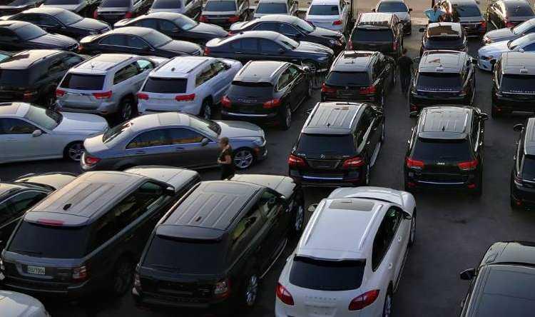 قطاع السيارات المستعملة يعتصم على مدخل المرفأ: لتعديل شطور الجمارك