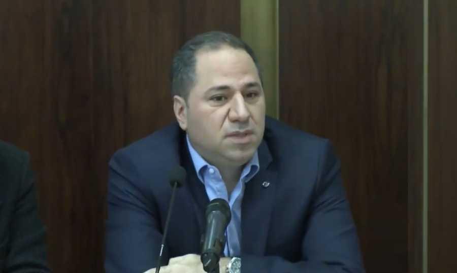 رئيس حزب الكتائب اللبنانية يتقدّم بطلب للحصول على معلومات حول مصير الاهراءات
