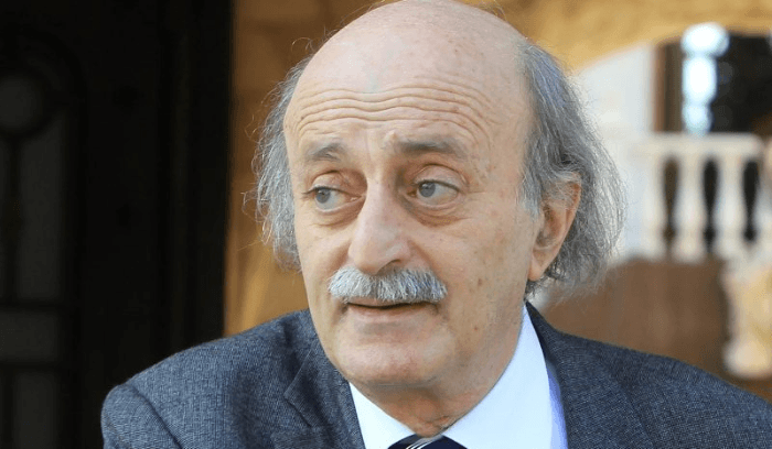 مستغربا التدخل الاميركي والاوروبي قضائيا..  وليد جنبلاط: لإيجاد حلّ وسطي بين فرنجيّة ومعوض