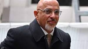 سوناك يقيل رئيس حزب المحافظين بسبب قضية الضرائب