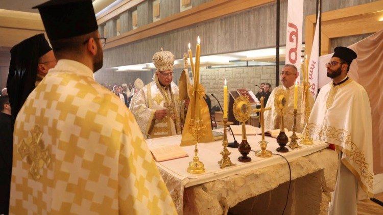 البطريرك يوسف عبسي: السينودس الذي نتهيّأ لعقده غايته أن نعلن يسوع المخلّص القائم من بين الأموات