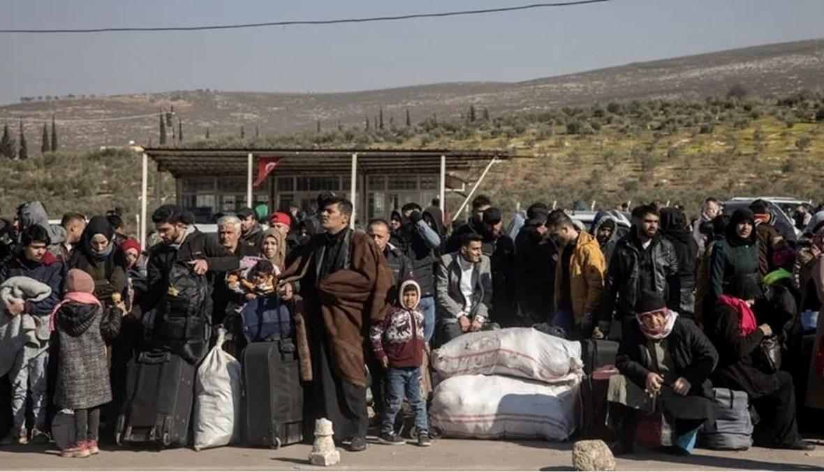 آلاف اللاجئين في تركيا يتهافتون للعودة إلى سوريا