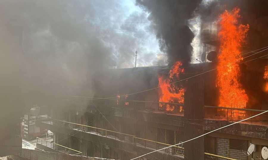 حريق كبير داخل مستودع في منطقة النيو روضة - المتن