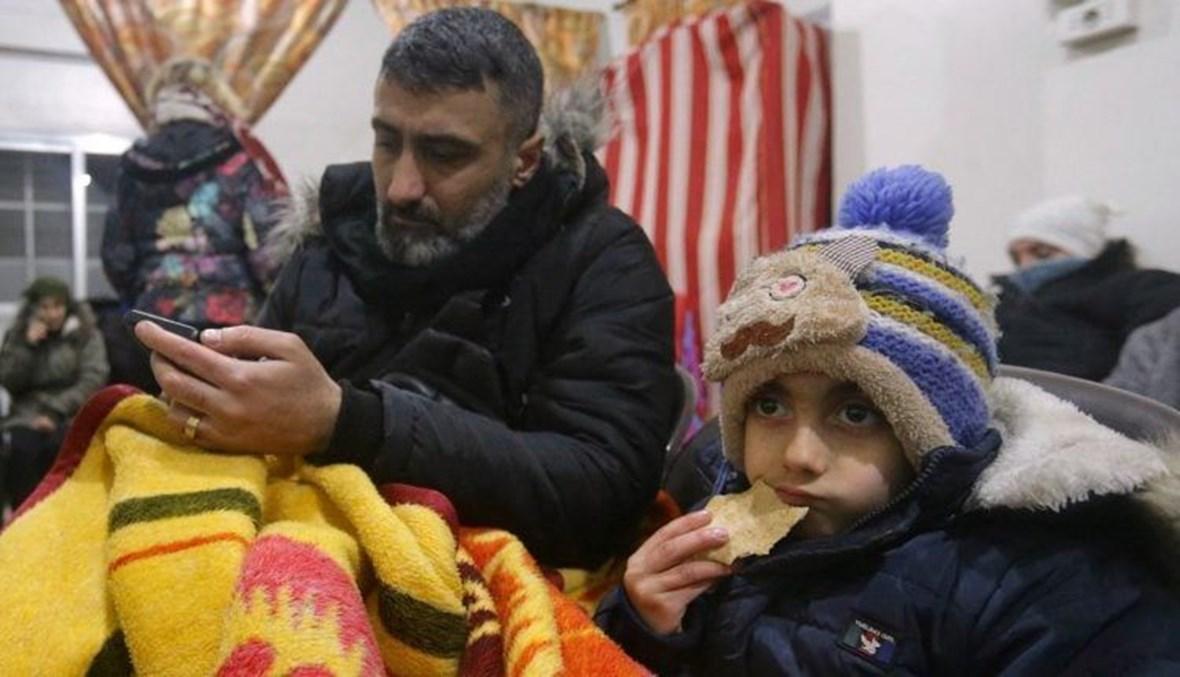 عشرات حالات التسمم بمركز لإيواء "لاجئي الزلازل" في حلب