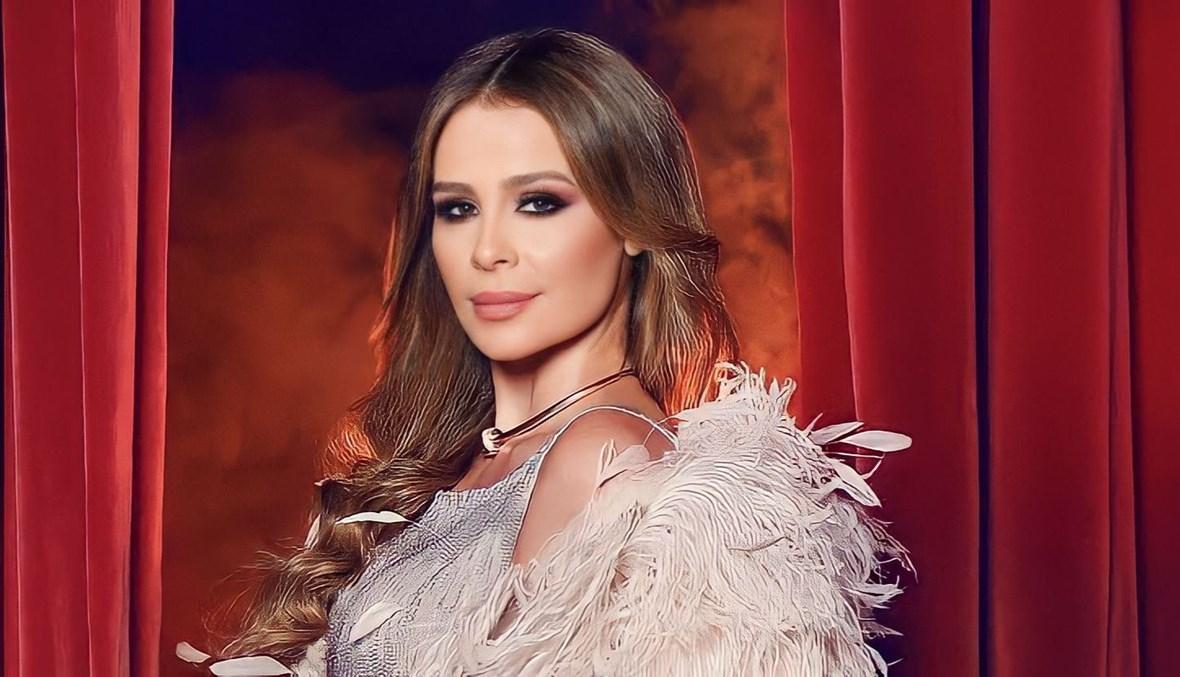 كارول سماحة: كلمات "ستنتهي الحرب" ملكية عامة... ومدير مؤسسة محمود درويش الفلسطينية يردّ