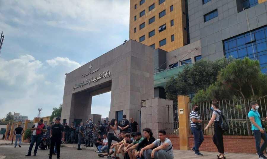وزير التربية عباس لحلبي: وزارة التربية تعامل الجميع بسواسية من دون اي تمييز