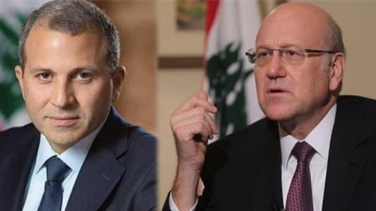  النائب جبران باسيل يتّهم نجيب ميقاتي بالطائفيّة.. وهكذا ردّ الأخير!