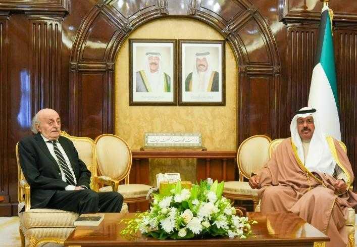 جنبلاط يلتقي رئيس مجلس الوزراء الكويتي... واستعراض للأوضاع والعلاقات بين البلدين