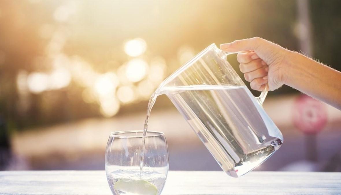 لهذا لا تحتاجون إلى تناول 8 أكواب من الماء يومياً